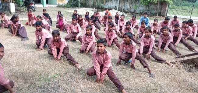 UP में खेल संस्कृति को बढ़ावा देने के लिए स्कूलों में अनिवार्य होगा योग, प्रत्येक जिले में बनेगा एक खेल केन्द्र