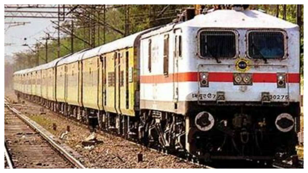 UP: रेलवे ने चलाईं आठ स्पेशल ट्रेनें, दिवाली पर जाने और वापस लौटने के लिए मिलेंगी सीटें