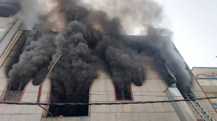 Delhi : नरेला के चप्पल फैक्ट्री में लगी भीषड़ आग, 2 जिंदा जले, कई झुलसे