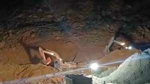 Mizoram में पत्थर की खदान ढहने से 8 की मौत, कई मजदूर हैं लापता, बचाव अभियान जारी
