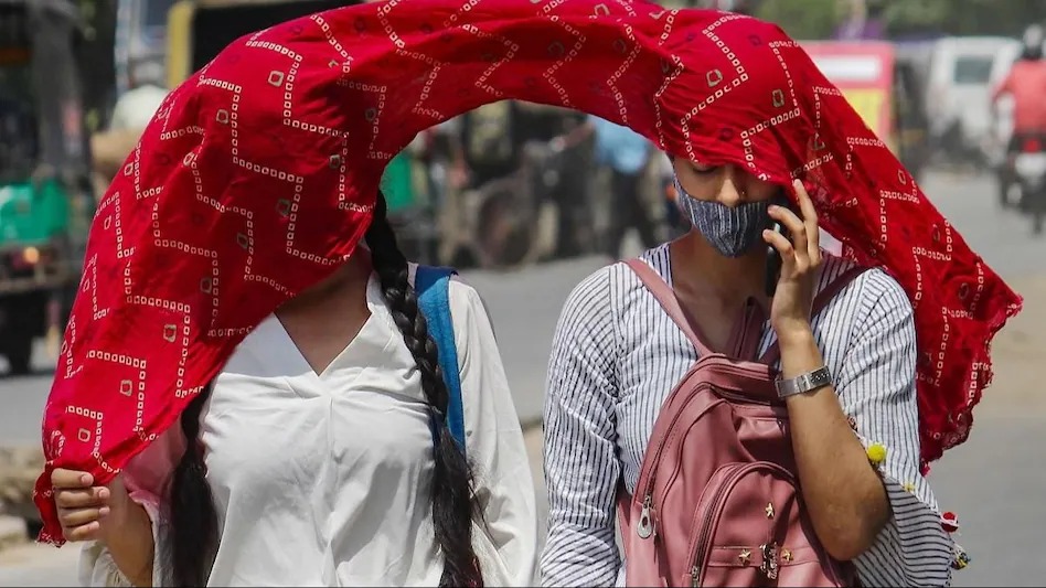 Heatwave Warning In India: हीटवेव को लेकर मौसम विभाग ने दी चेतावनी, जानिए क्या है वजह?
