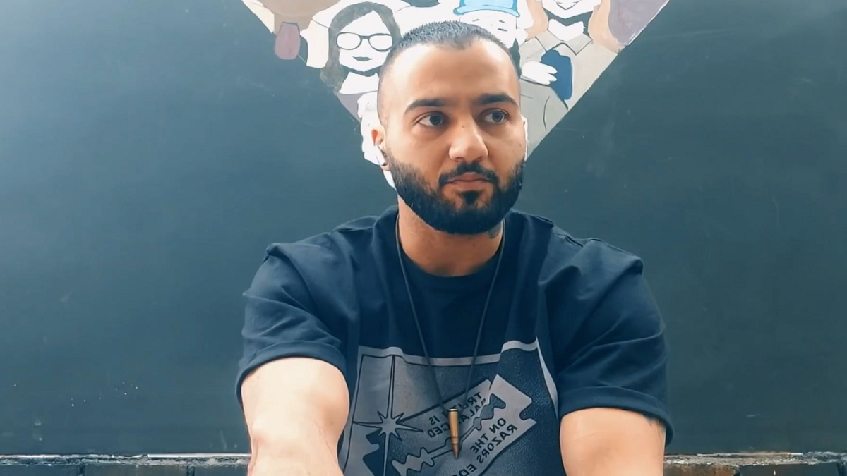 Rapper Toomaj Salehi: मशहूर रैपर को क्यों मिली सजा-ए-मौत!, जानिए कौन है यह स्टामर?